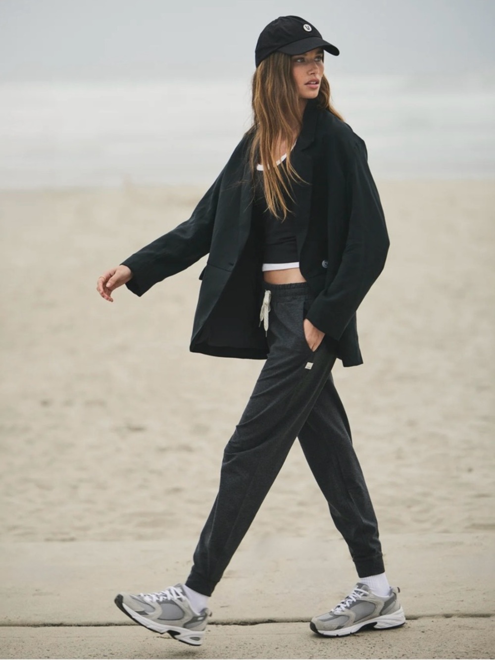 Vuori Women’s Gray/Black Performance Joggers
